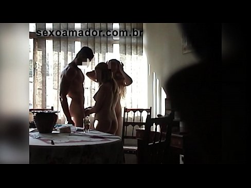 ❤️ Cov phooj ywg sib deev caw ib tug txiv neej loj thiab ib tug threesome nrog nws ❤️❌  Sex video  ntawm porn hmn.ttsex.ru